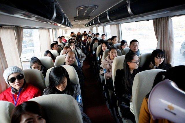 1615390784134285.jpg 深圳大巴包車