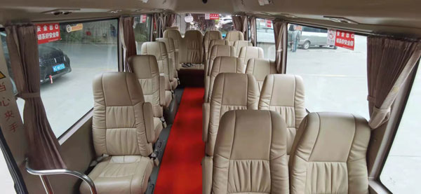 送你上班，接你下班，（班車巴士租賃）助你輕松通勤